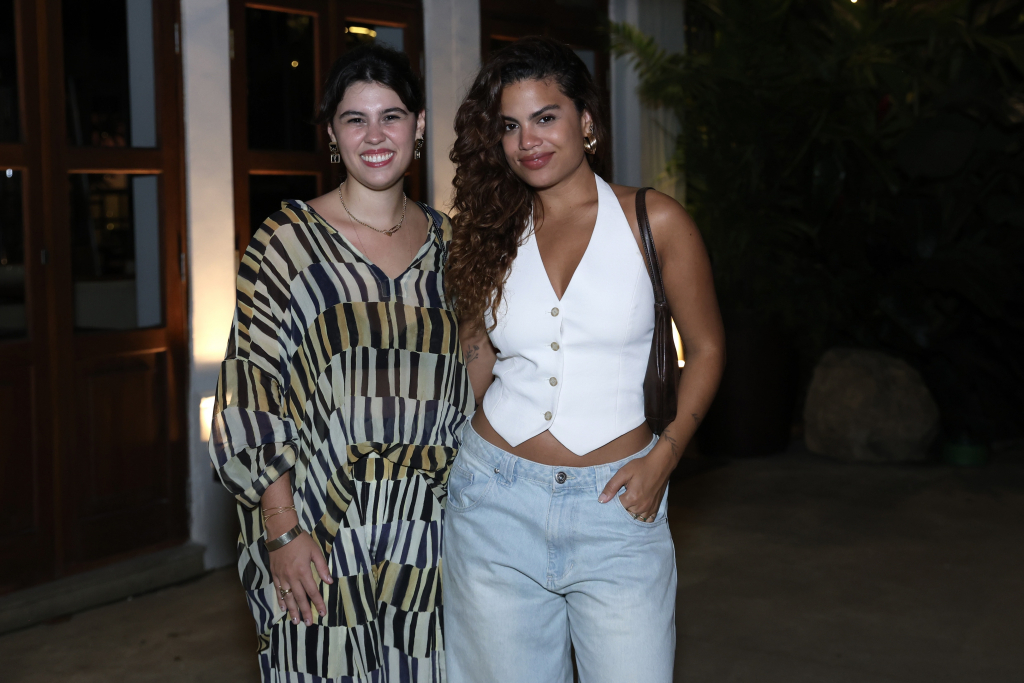 Luisa Annik E Clara Buarque