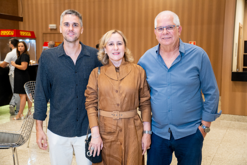 Mulheres do Brasil - Giovana Bezerra revive grandes vozes da MPB no palco do Teatro RioMar Fortaleza