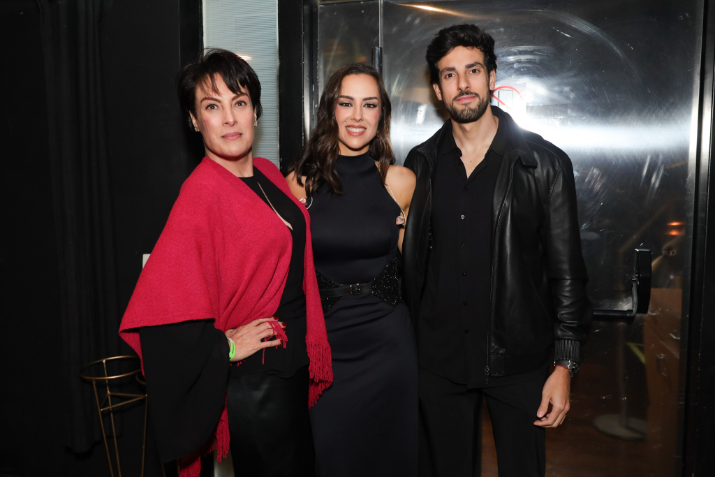 Magda Colares, Lara E Julinho Colares