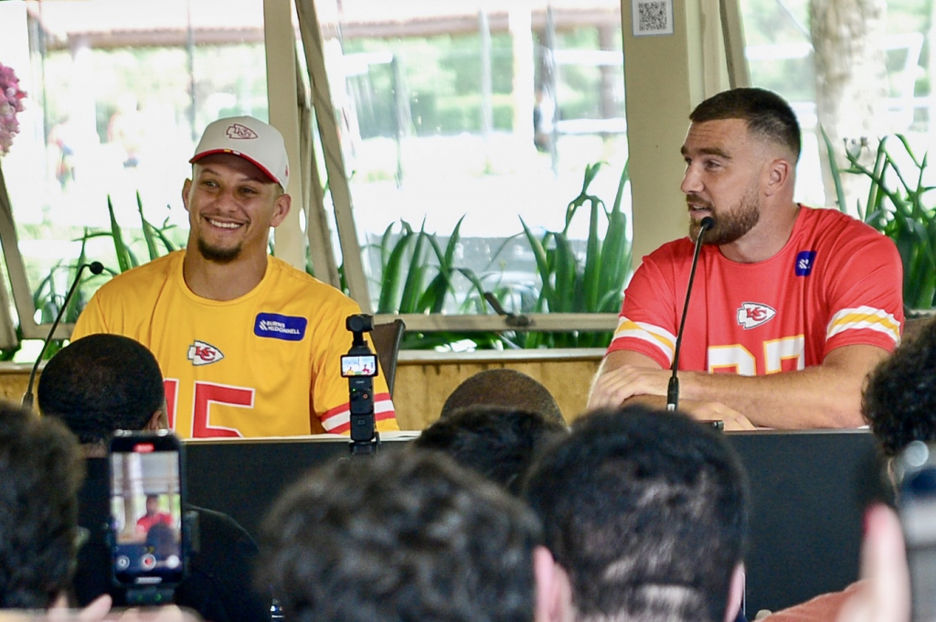 Mahomes E Kelce