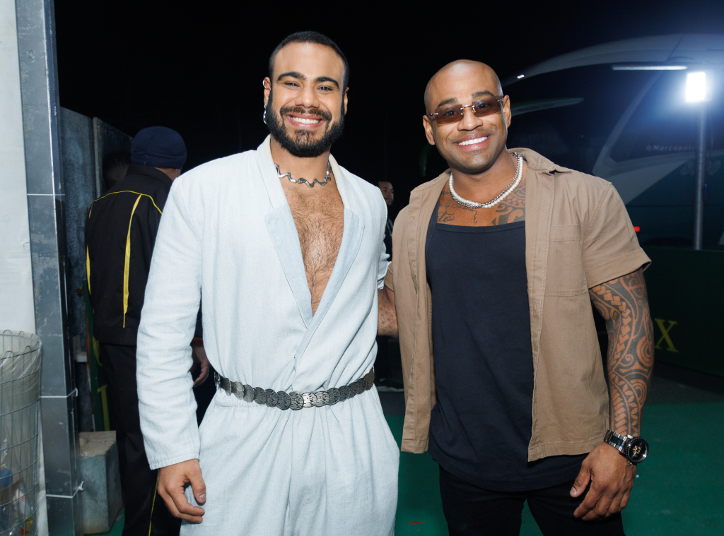 Marcos E Cézar Black