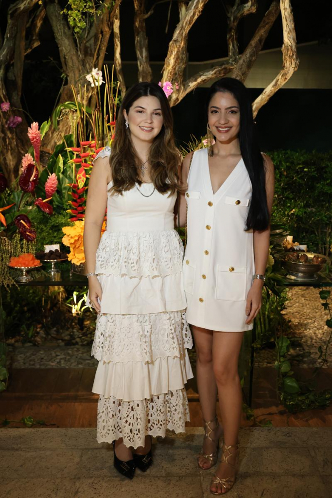 Maria Claudio Studart E Carolina Ary (1)