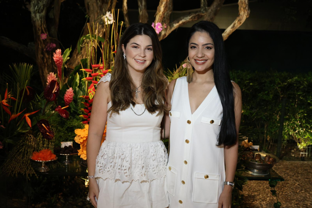 Maria Claudio Studart E Carolina Ary (2)