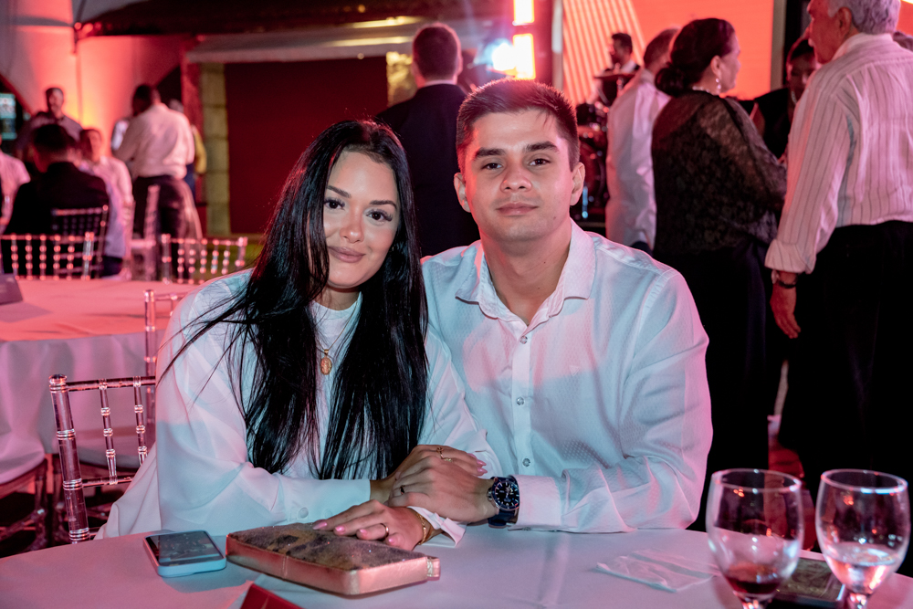 Mariane E Raul Capelo