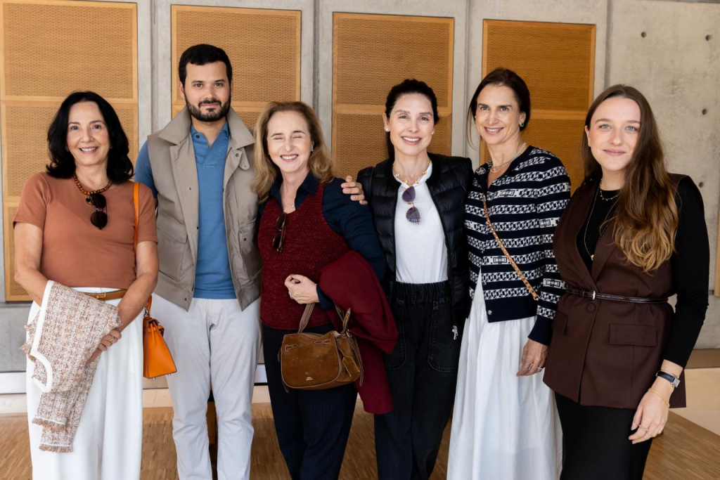 Mary Cantarelli, André Farias, Clara Dubeux, Silvia Nascimento, Thereza Rachel Miana E Natalya Fonseca