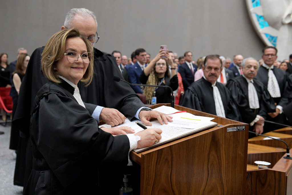 Ministra Marluce Caldas 2 3