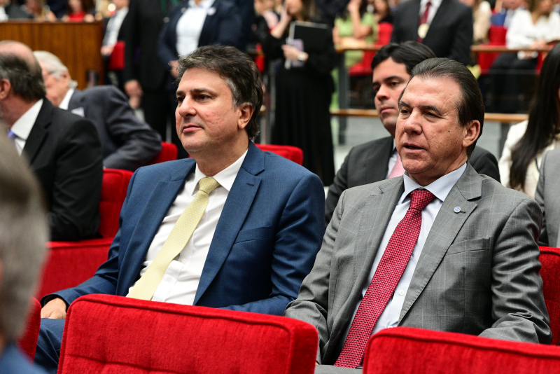 Posse no STJ - Nomes de peso da política e do judiciário prestigiam novos ministros Marluce Caldas e Carlos Brandão