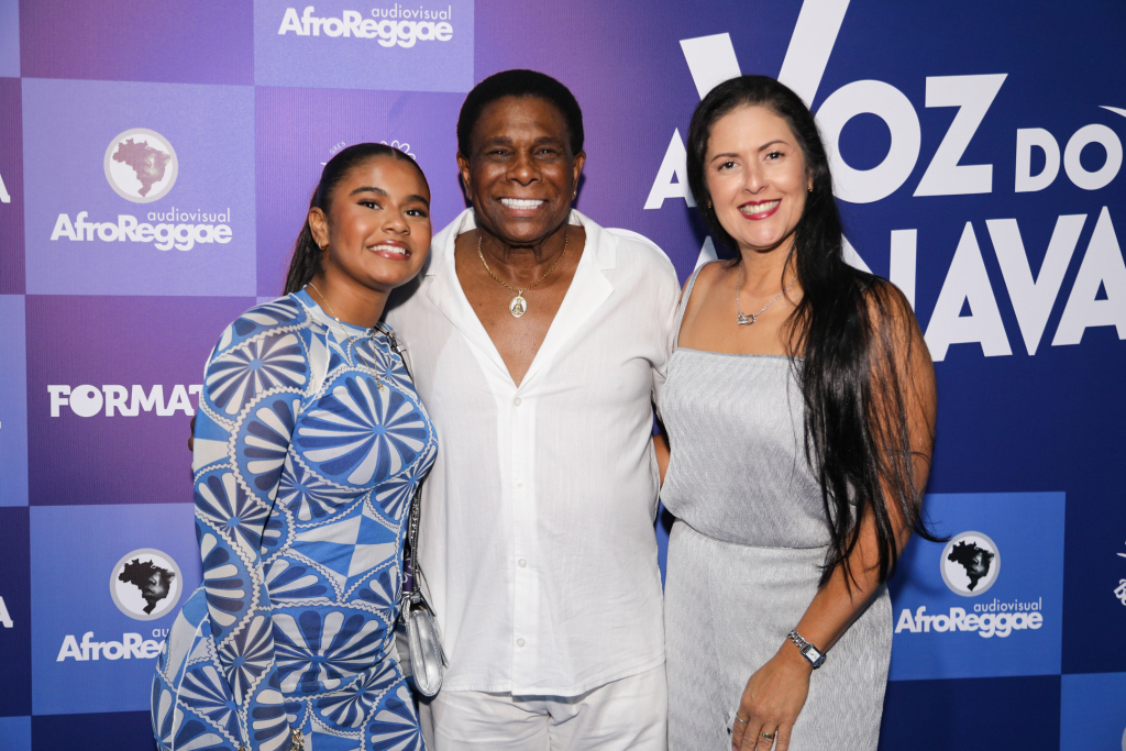 Neguinho Da Beija Flor E Família