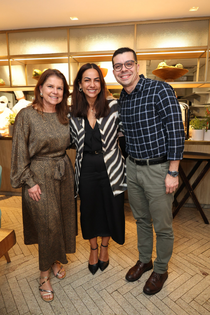 Patrícia, Shirley E Pedro Barcellos