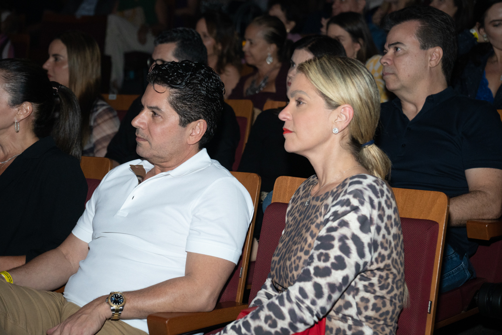 Pompeu Vasconcelos E Mariana Da Fonte