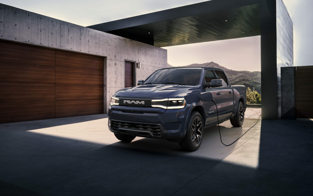 Ram 1500 Rev 2025 (3)