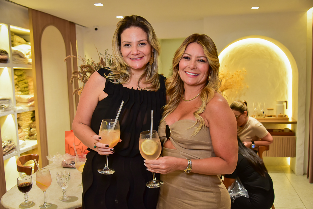 Raquel Fortes E Tatina Luna (2)