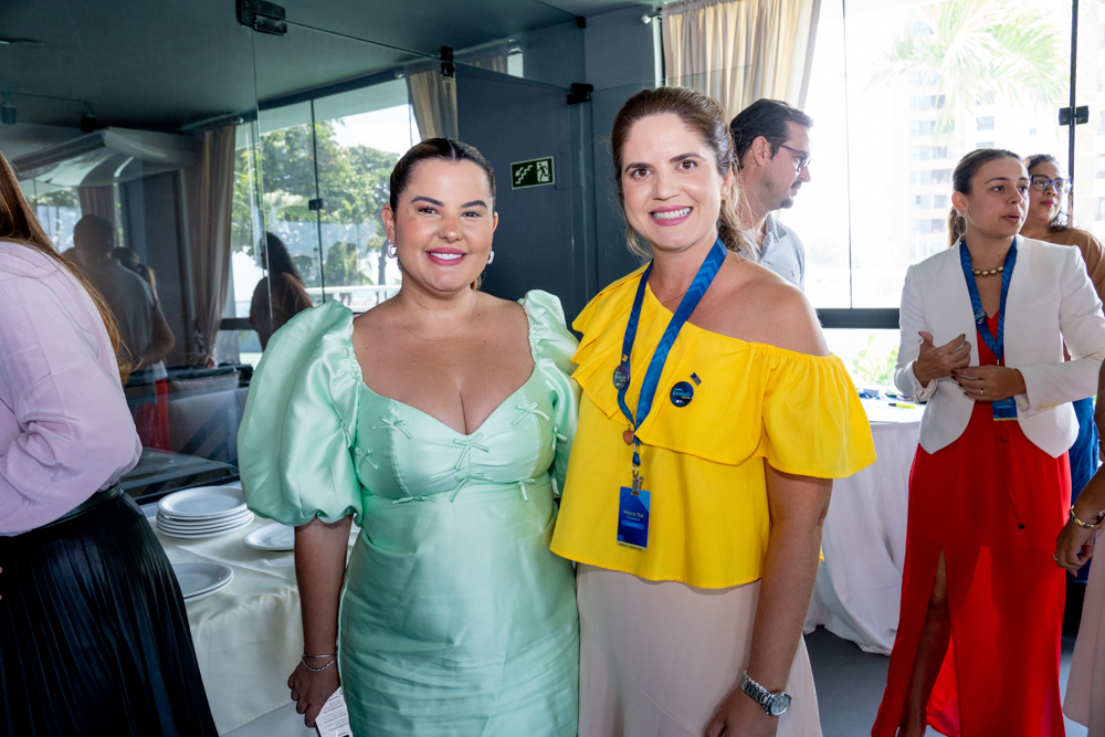 Raysa Ridia E Mayra Thé