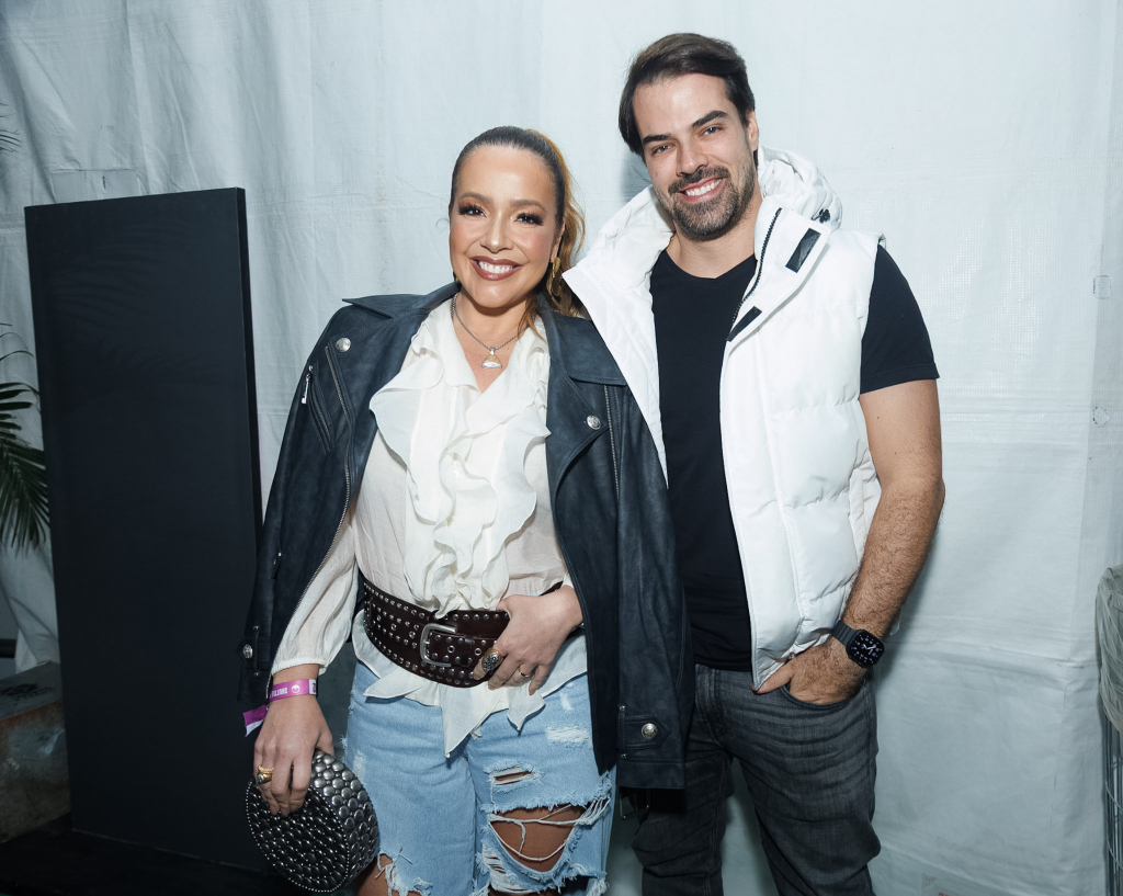 Renata Domingues E Marido