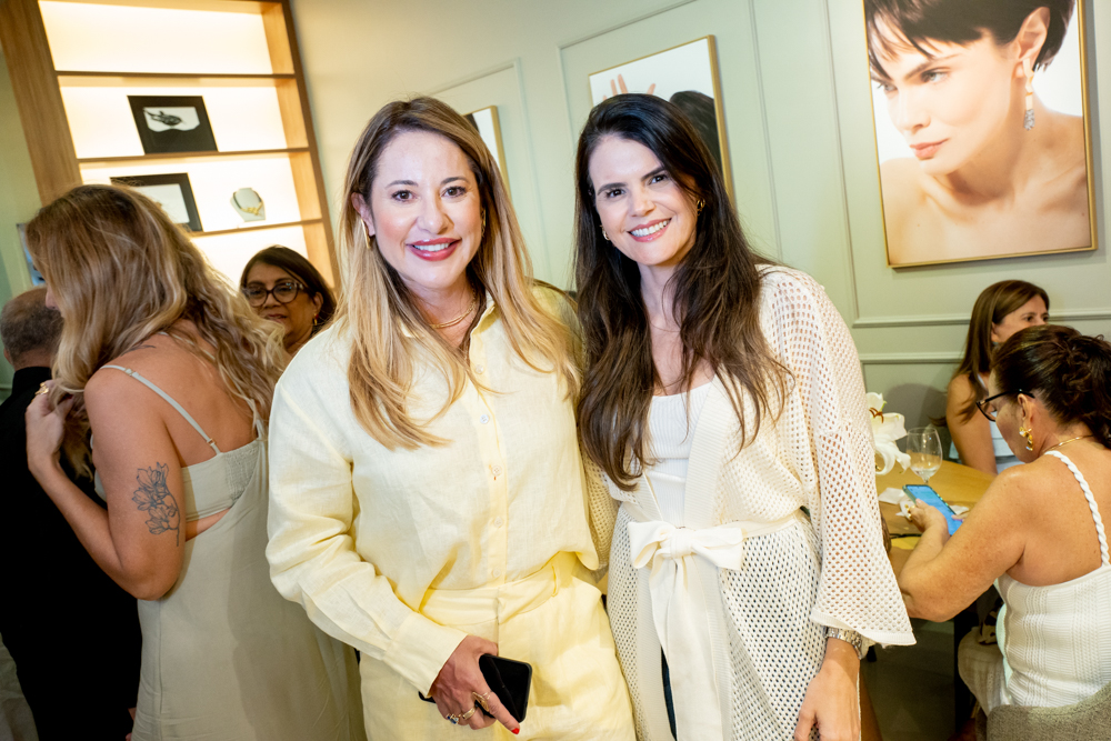 Renata Oliveira E Lia Veras
