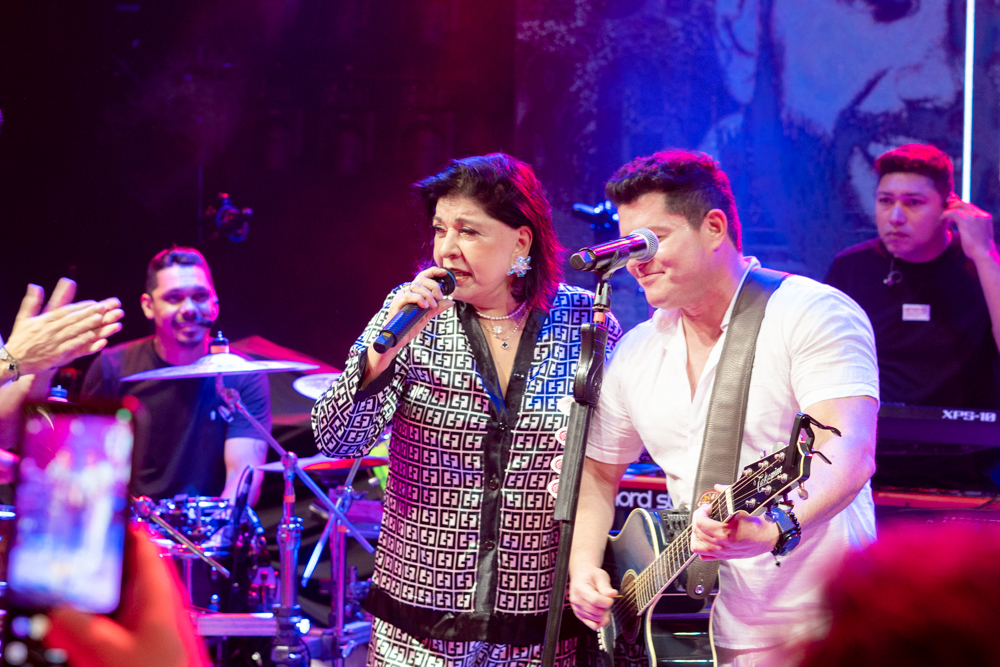 Roberta Miranda E Leandro Kato (2)