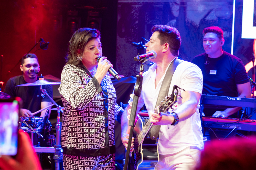 Roberta Miranda E Leandro Kato (3)