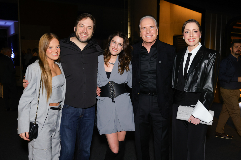 Roberto Justus Com Os Filhos Fabiana, Rafa, Ricardo E Luiza