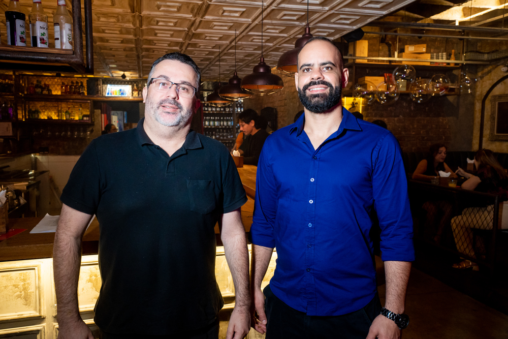 Rodrigo Alves E Max Vieira