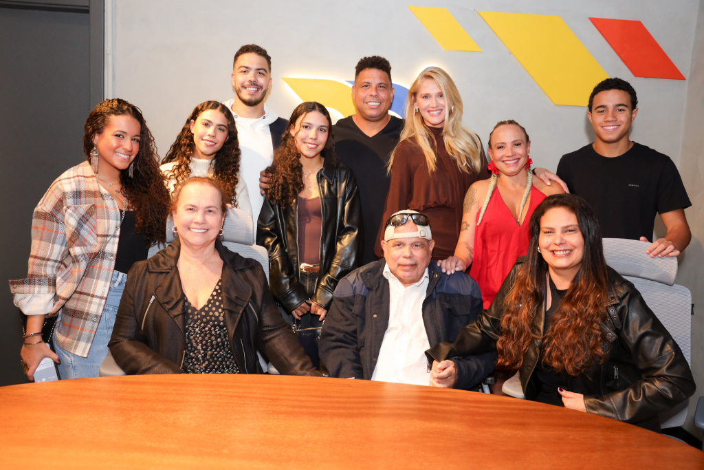 Ronaldo Com A Família