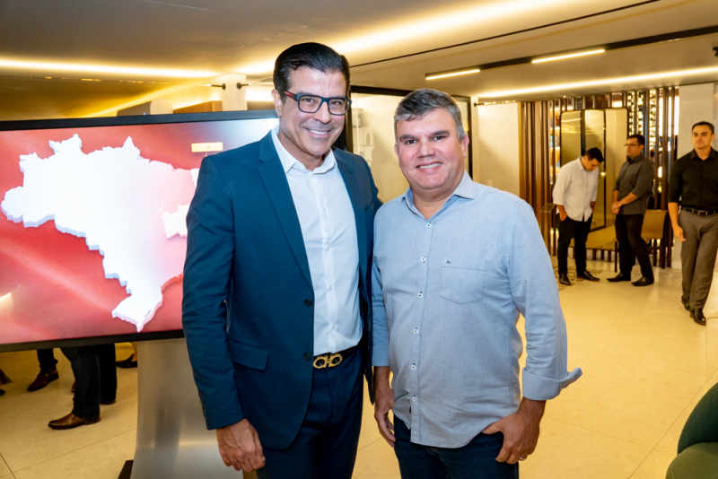 Casa Macêdo - Ronaldo Otoch recebe convidados na Casa MD para apresentar novo empreendimento da Moura Dubeux