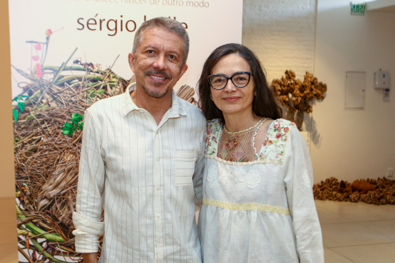 Arte em fusão - Resurgentis: Sérgio Helle lança obra e exposição inédita na Galeria Leonardo Leal