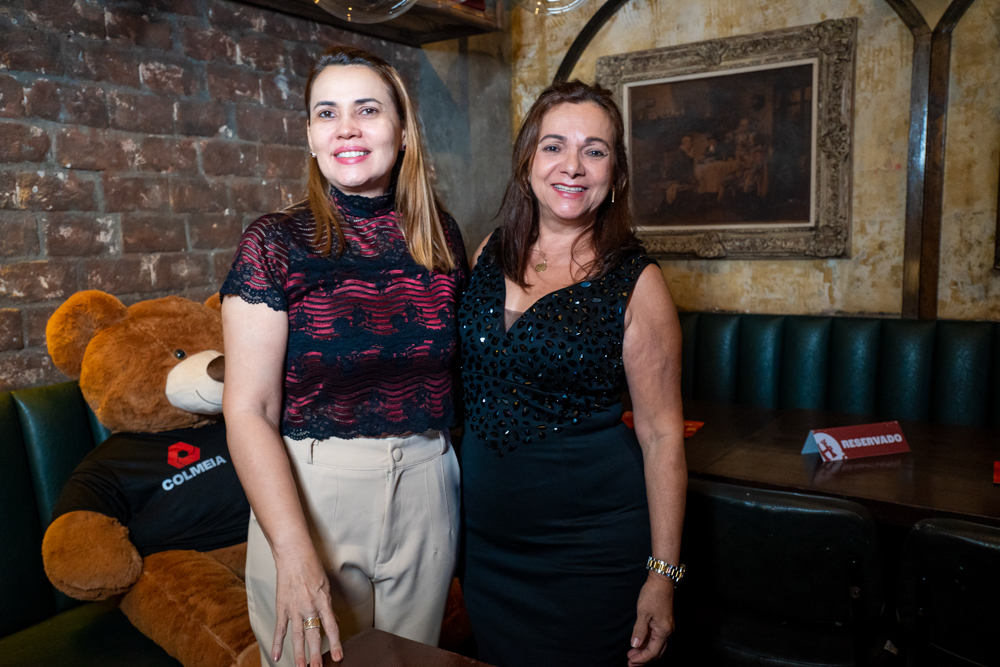 Valéria Bastos E Regina Valentim