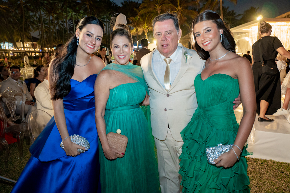 Vitória Vieira, Valéria E Marconi Perillo, E Valentina Vieira (2)