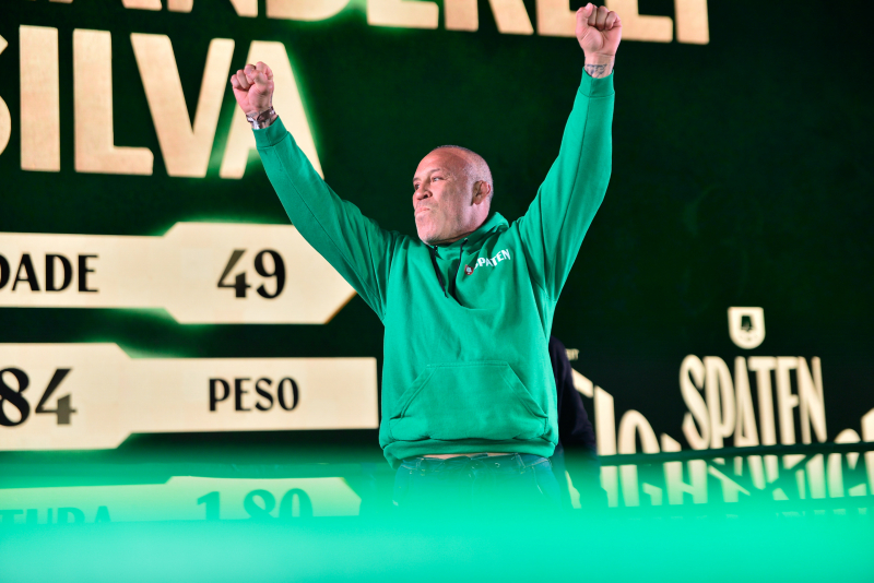 Duelo à vista - Popó e Wanderlei Silva se encaram em São Paulo antes do Spaten Fight Night