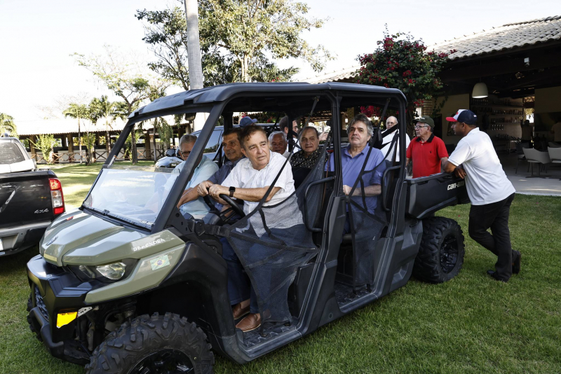 Dia na fazenda - Beto Studart reúne amigos na Fazenda Chica Doce, em Pindoretama