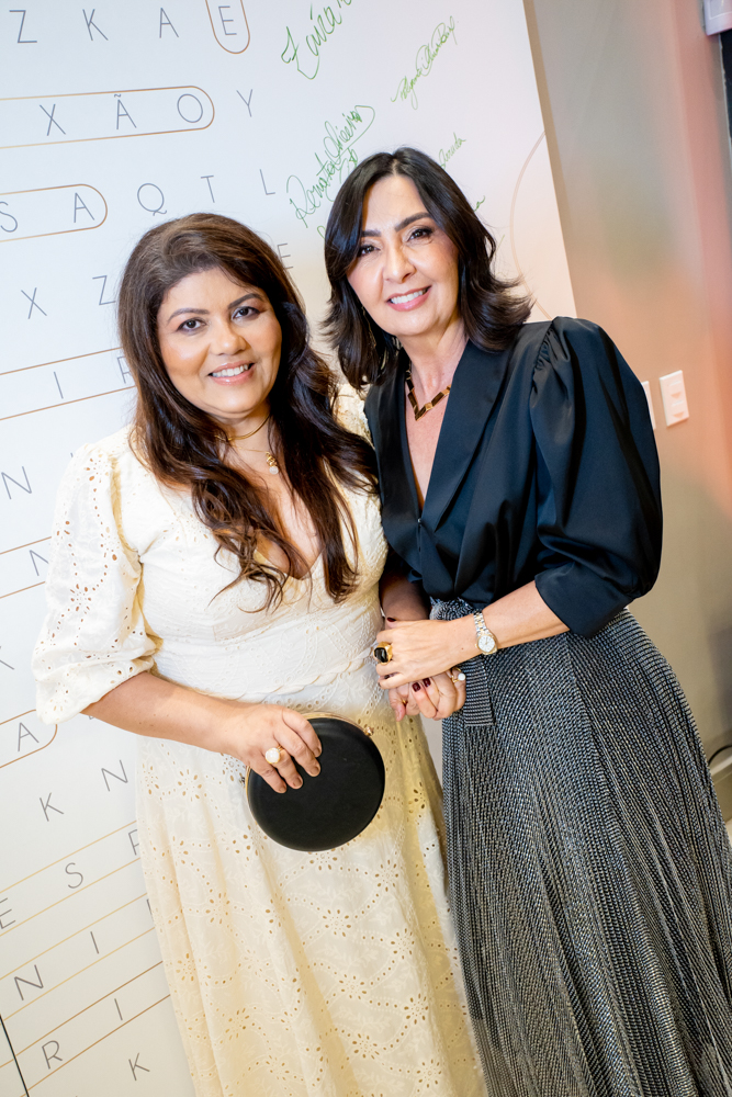 Zaira Gomes E Eliana Gomes