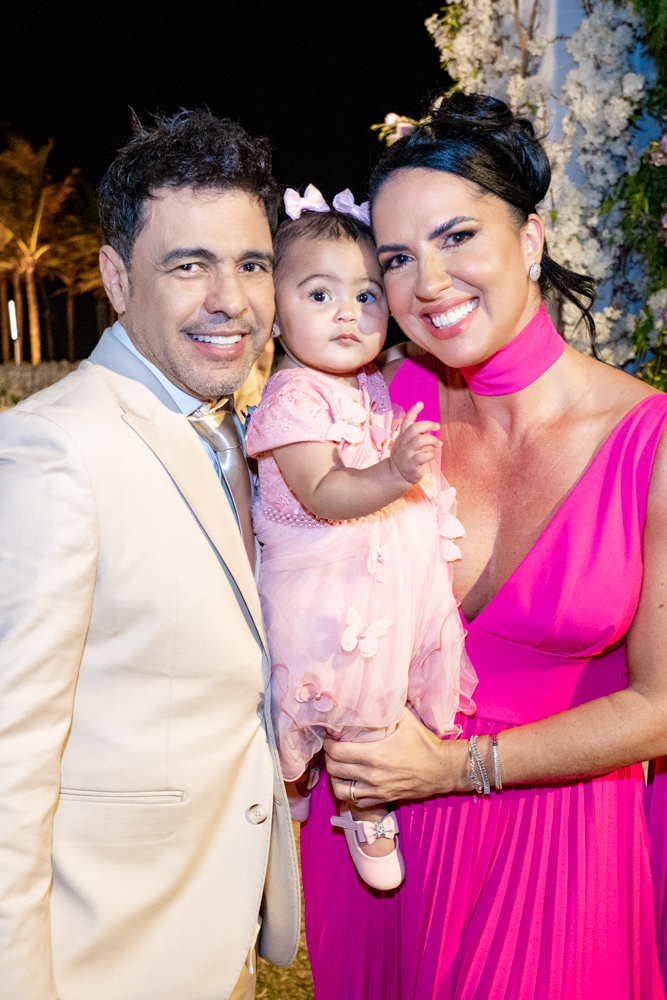 Zezé Di Camargo, Clara Lacerda Camargo E Graciele Lacerda (4)