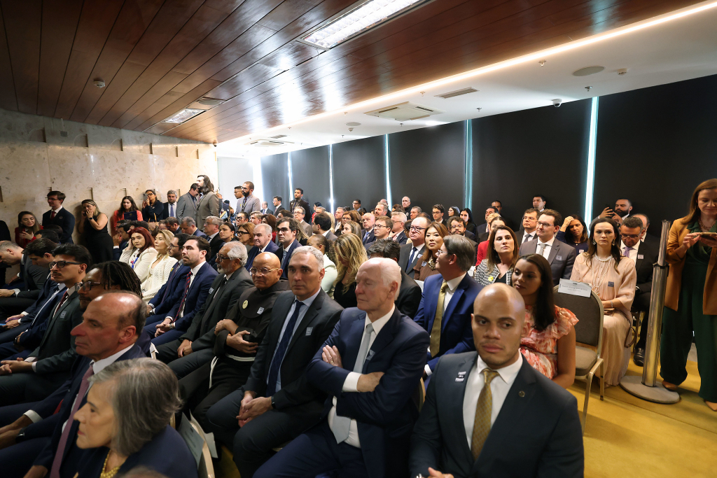 54820243232 Dcc6106639 K