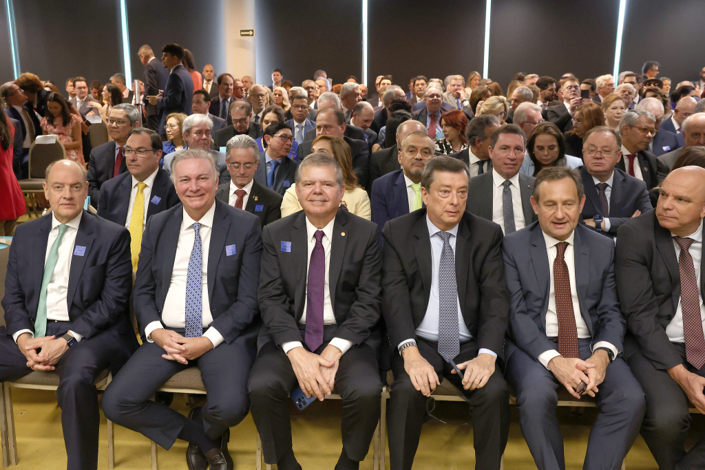 54821336454 7e2fc33195 K