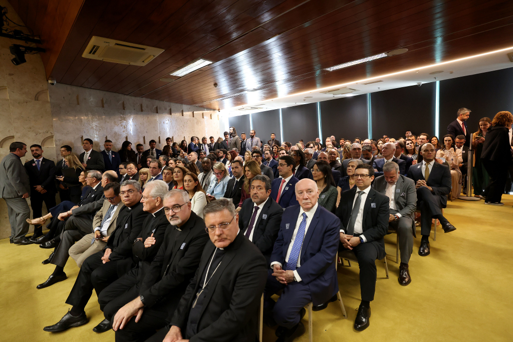 54821336859 Dc2b73b3c1 K