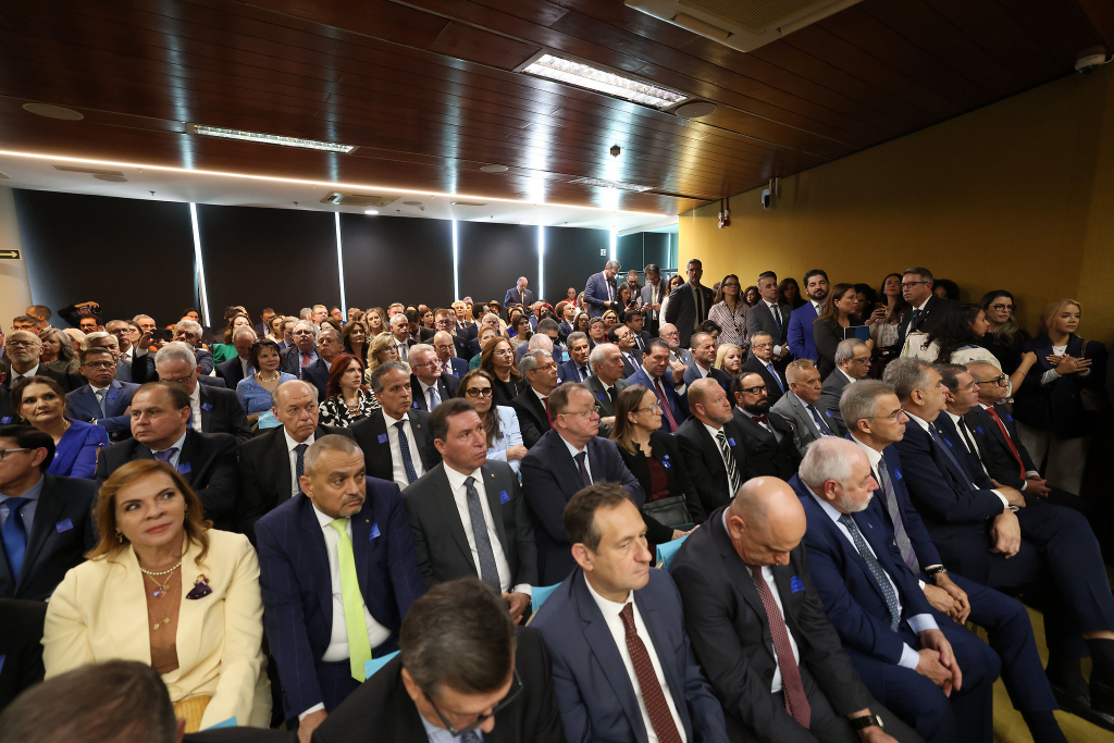 54821425700 96211876e2 K