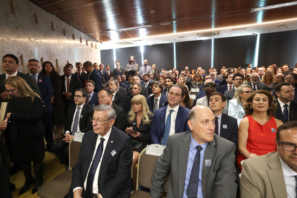 54821425875 2598160bab K