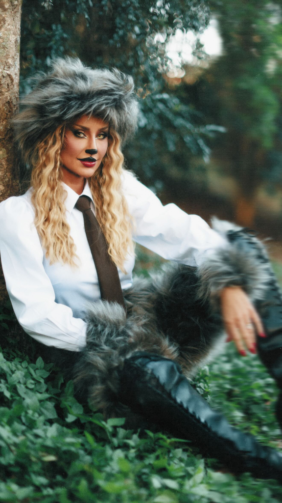 569703366 18561373735032754 1485618639937141283 N.