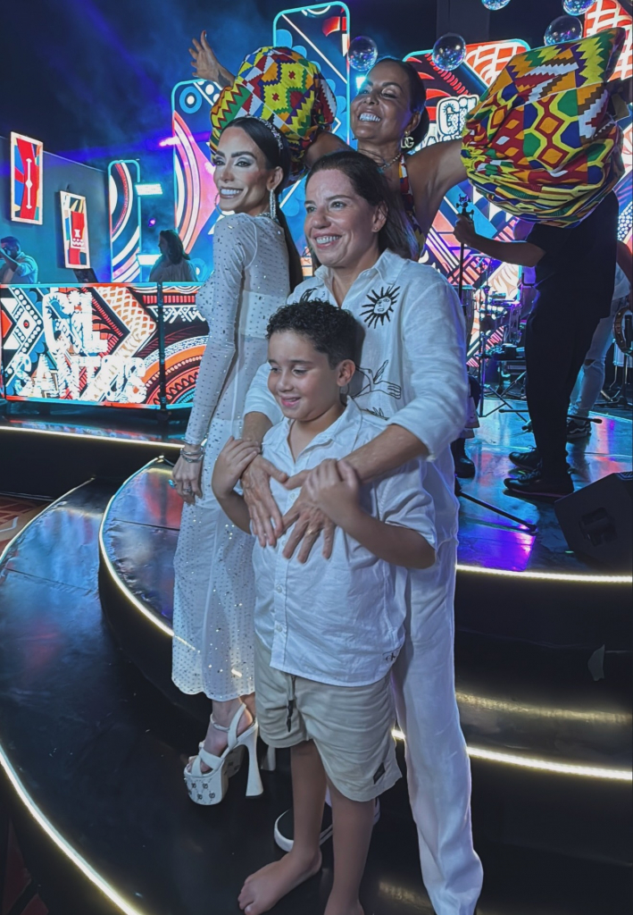 572890619 18534448780044027 3713388430846121819 N.