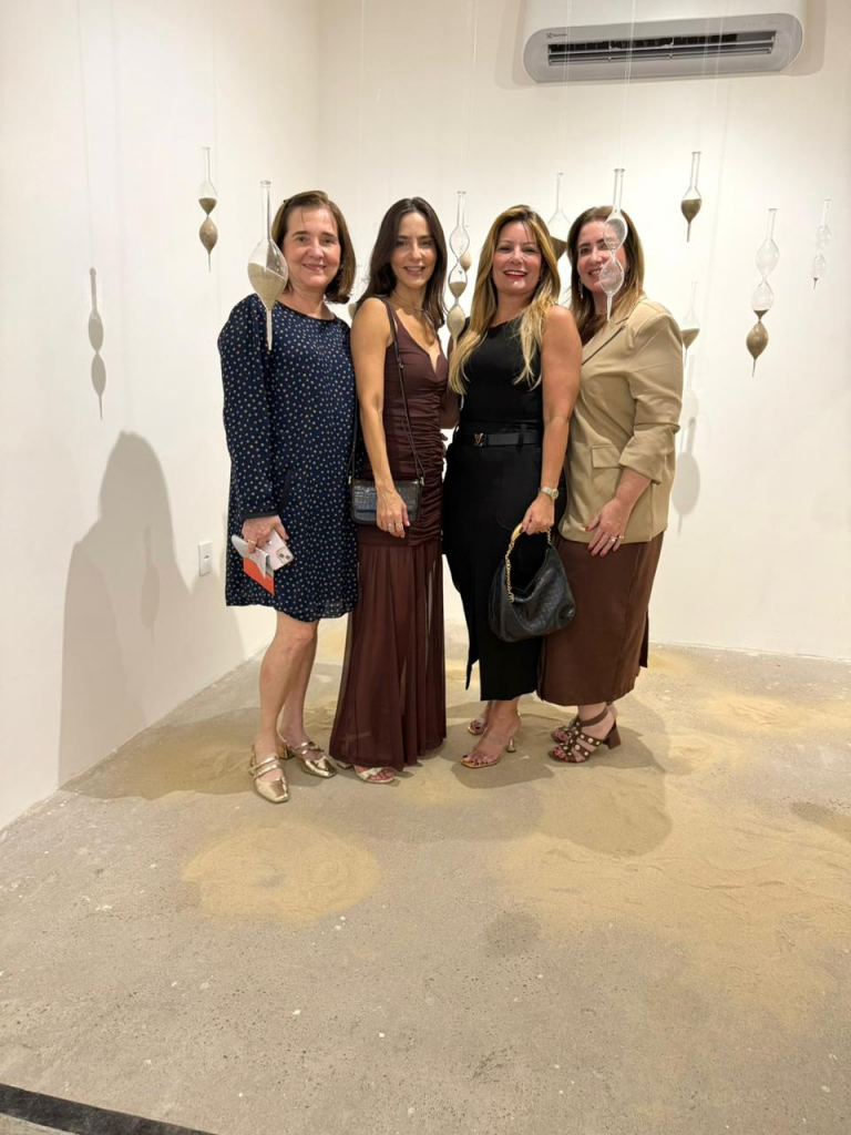 Adriana Adeodato, Lara Romcy, Tatiana Luna E Karina Adeodato