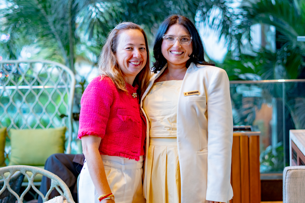 Adriana Ximenes E Priscila Amorim