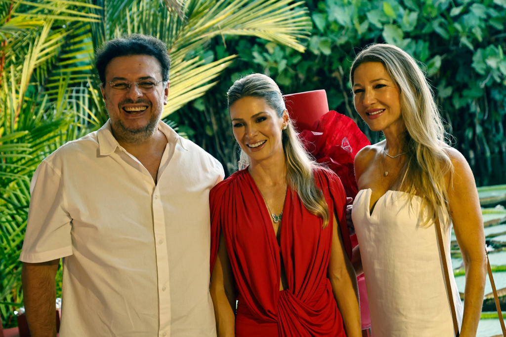 Adriano Nogueira, Bruna Waleska Frota E Carmen Rangel