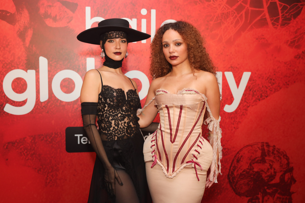 Alanis Guillen E Letícia Vieira