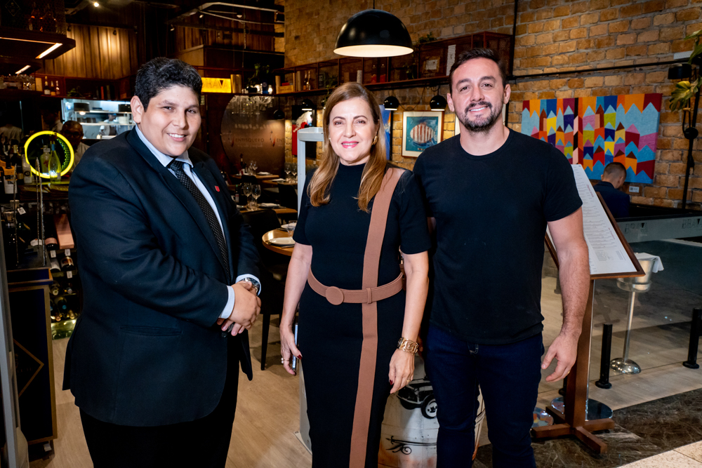 Alisson Ferreira, Luciane Vilaça E Victor Bezerra