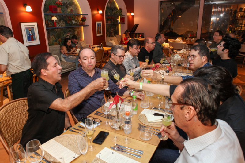 Sabores em harmonia - Jantar da Confraria Amis & Vins movimenta Restaurante Mayú, na CASACOR Ceará