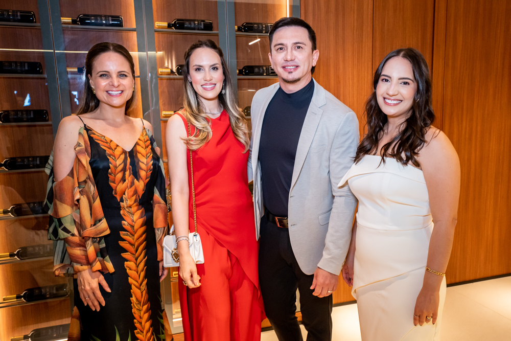 Ana Virginia Furlani, Rafaela Marrocos, Vinicius Ferreira E Mirella Gomes
