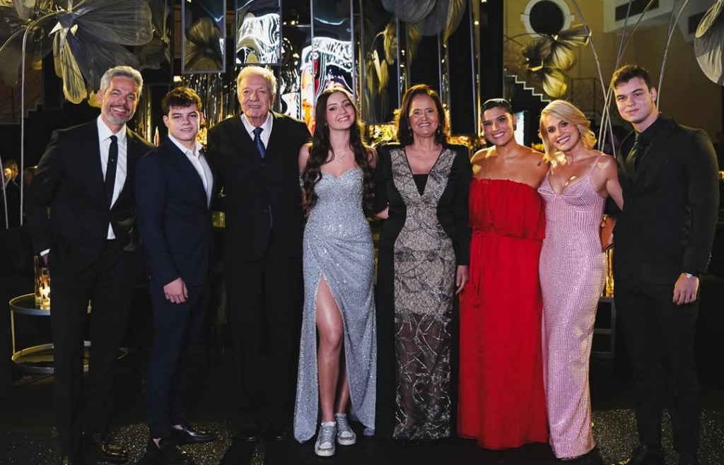 B Day De Olívia Costa A