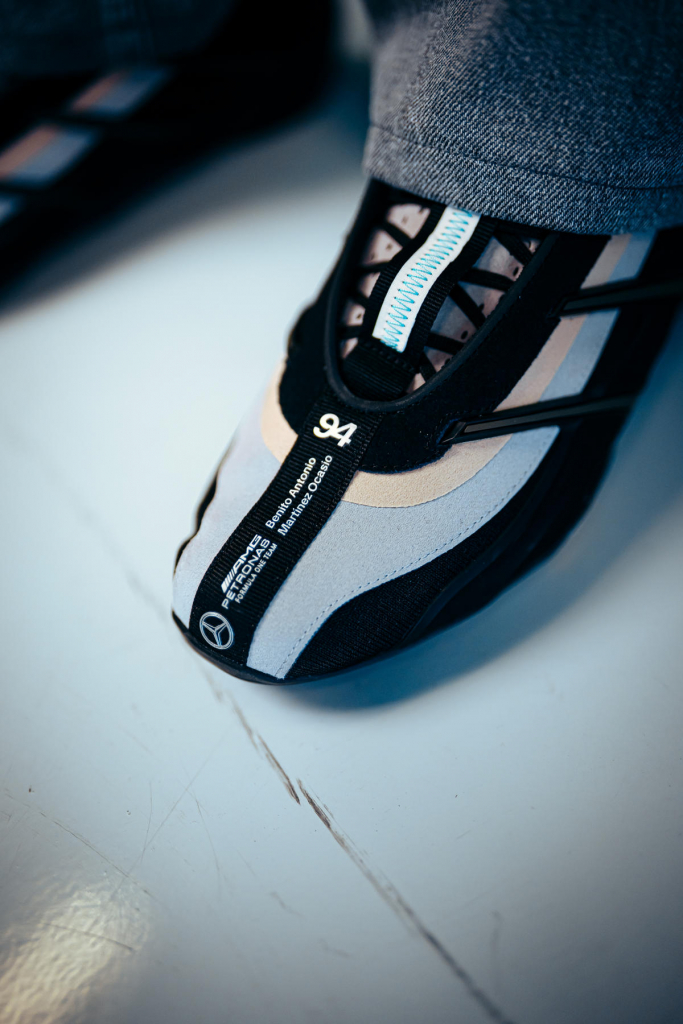 Bad Bunny Adiracer Gt (3)