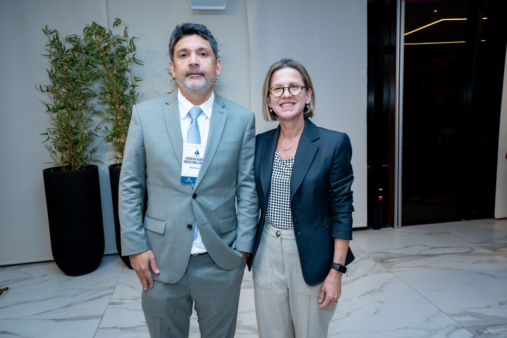 Bruno Queiroz E Heloisa Estellita