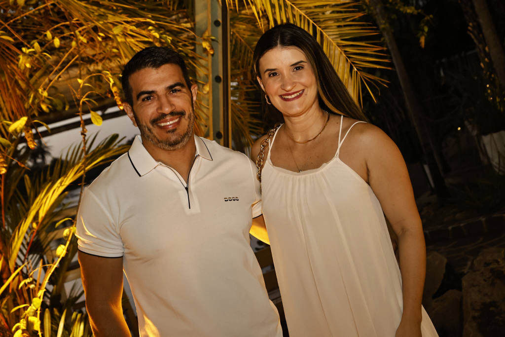 Dante Alves E Monique Gurgel